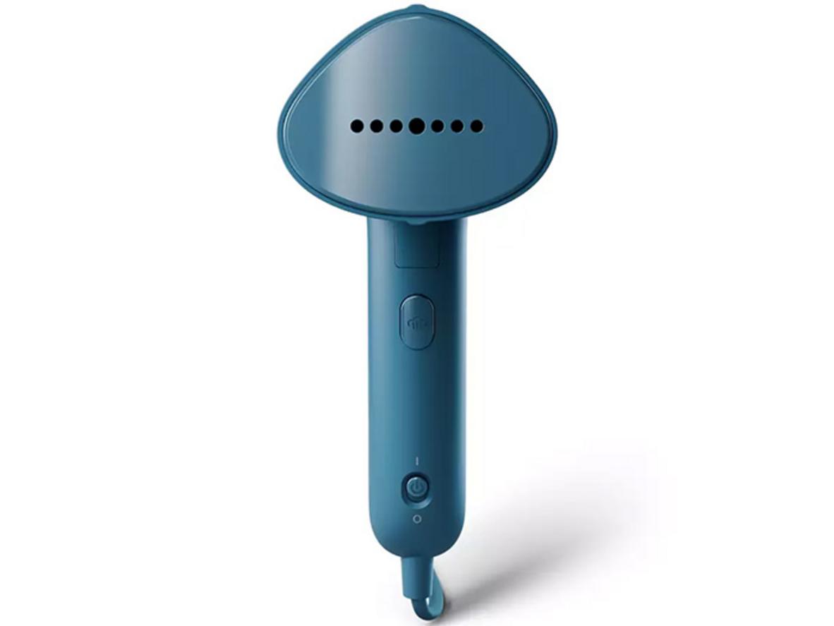 Ủi nhanh với công suất 1000W — sẵn sàng sau ~30 giây.