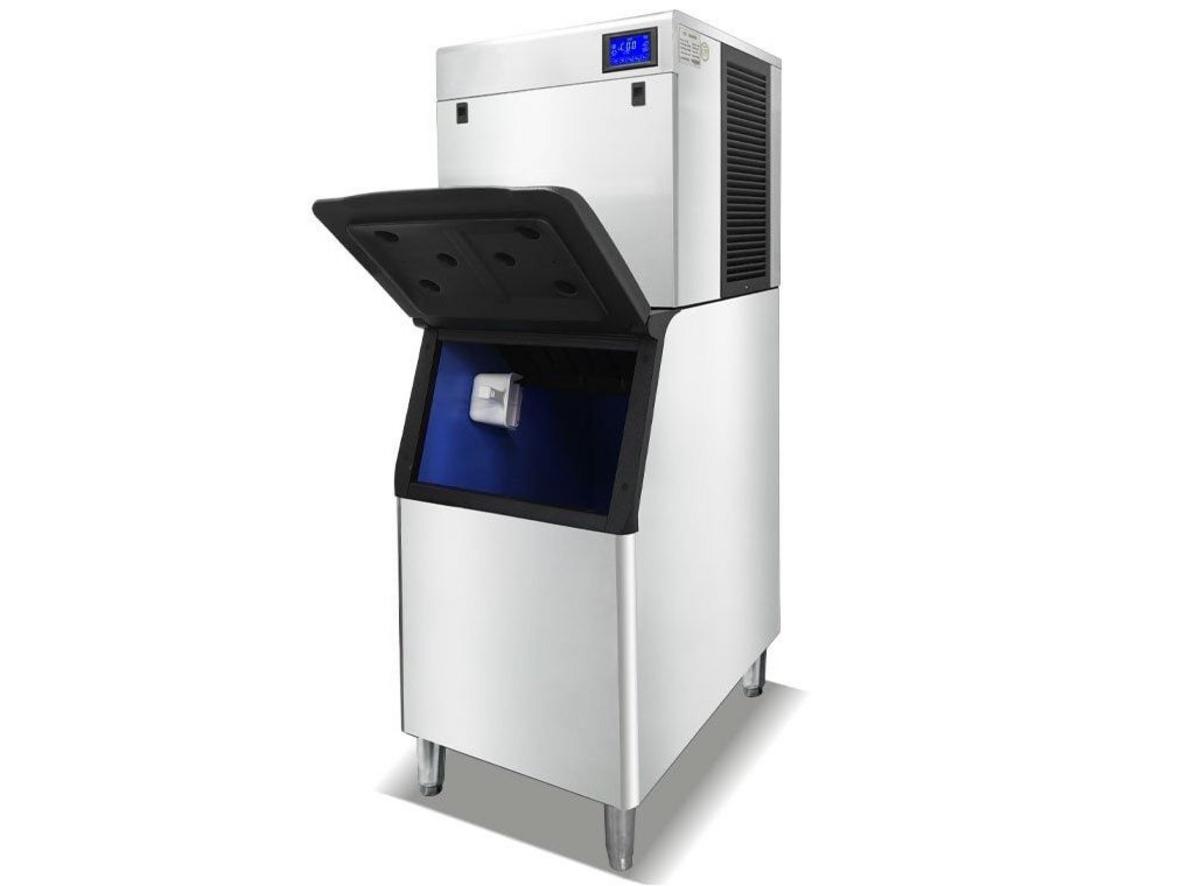 Vỏ Inox và vệ sinh máy làm đá Hải Âu HA 180E