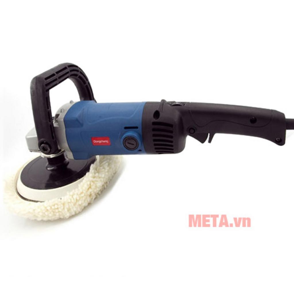 Công suất 1400W giúp tăng tốc độ làm việc.