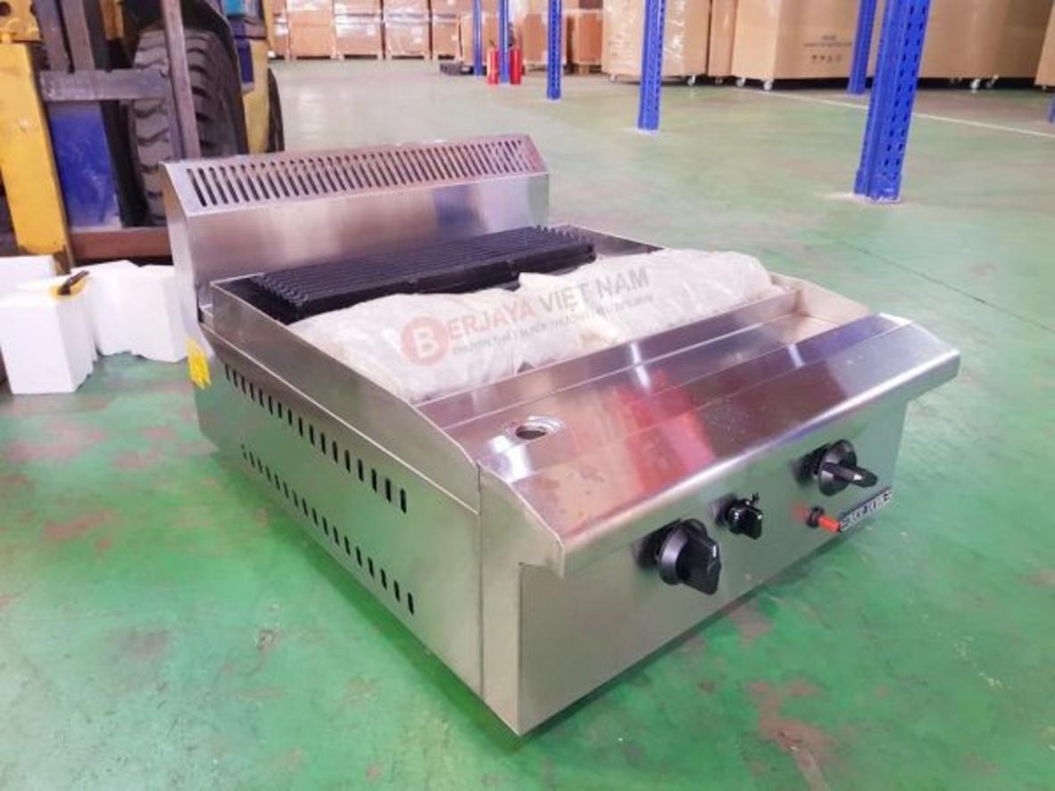 2 họng đốt độc lập giúp chia vùng nhiệt linh hoạt.
