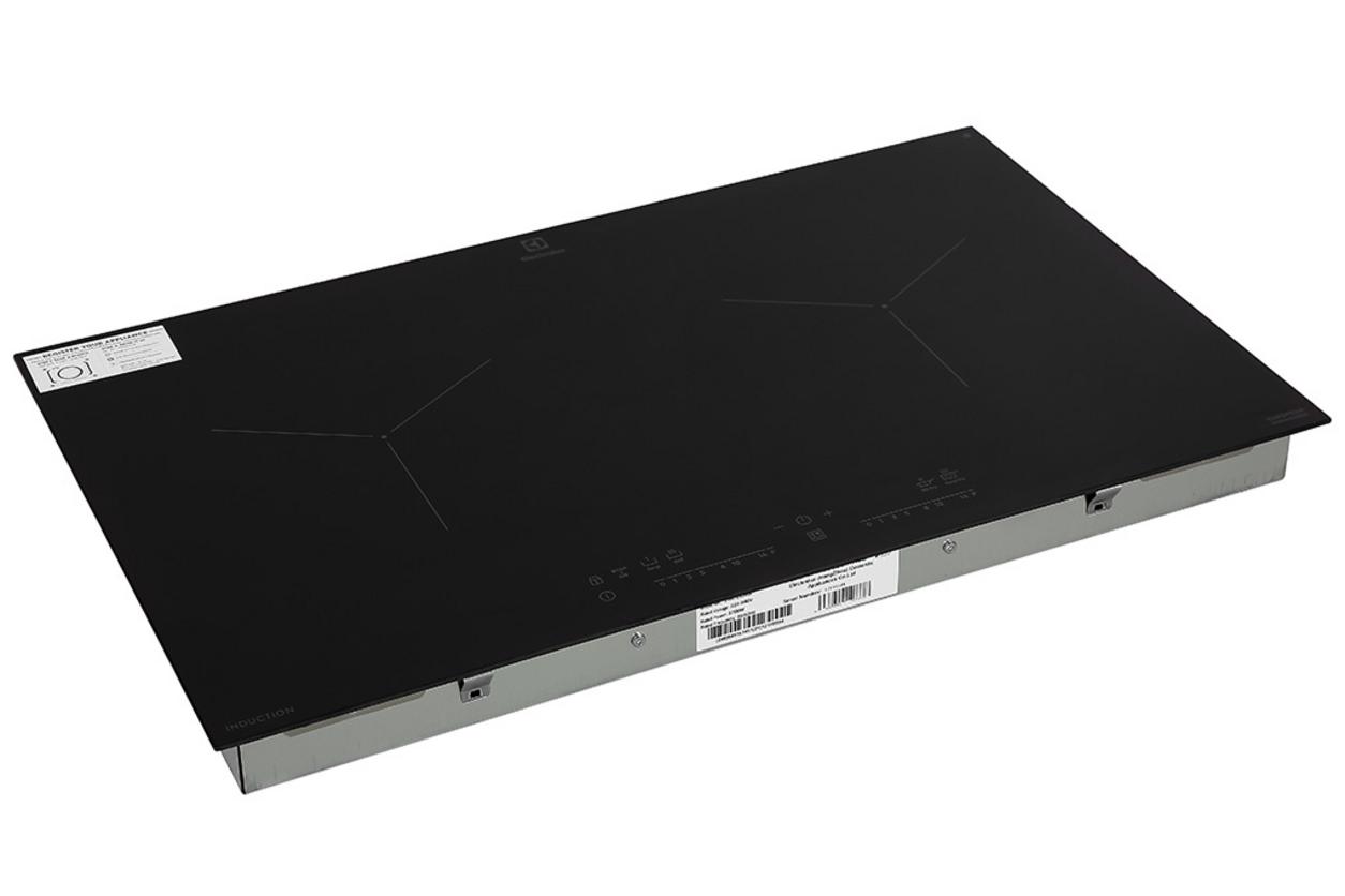 2 vùng nấu độc lập trên Electrolux EHI7280BB