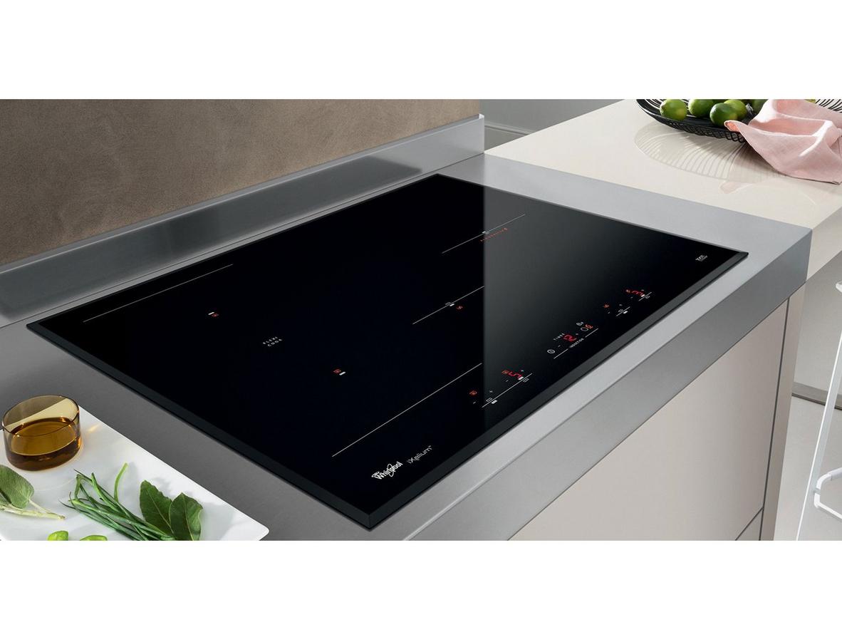 3 vùng nấu độc lập cho nấu nướng linh hoạt.