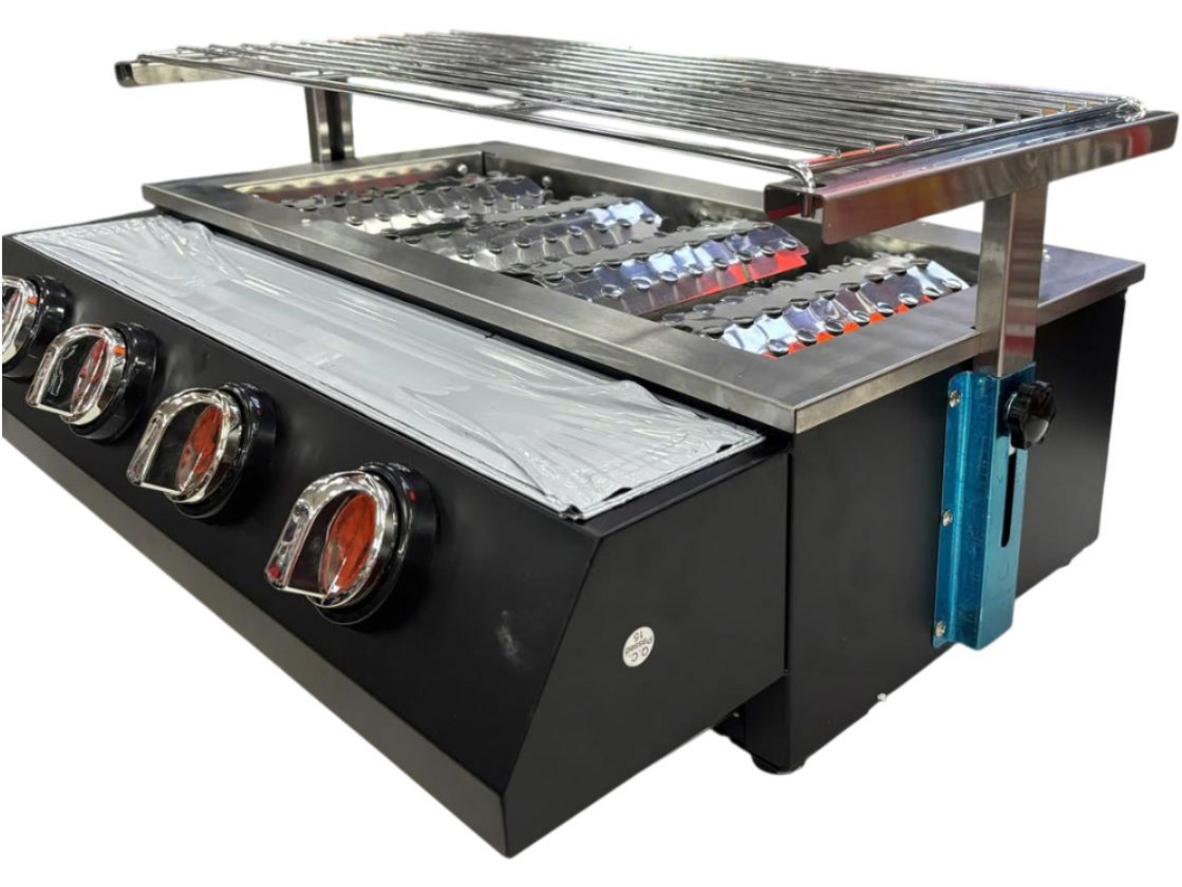 4 đầu đốt độc lập giúp nướng linh hoạt và tiết kiệm gas.