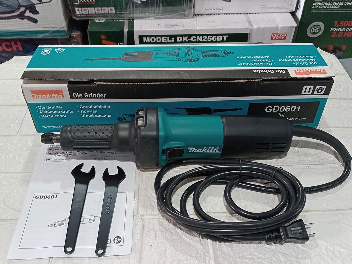 Công suất 400W và tốc độ 25.000 vòng/phút giúp mài nhanh, chính xác.