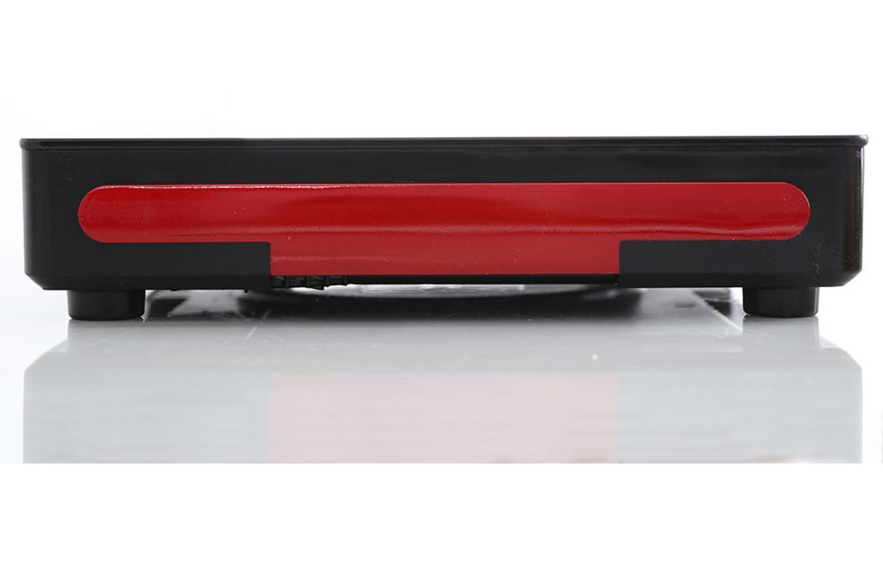 5 chế độ nấu, cảm ứng và hẹn giờ giúp thao tác dễ dàng.