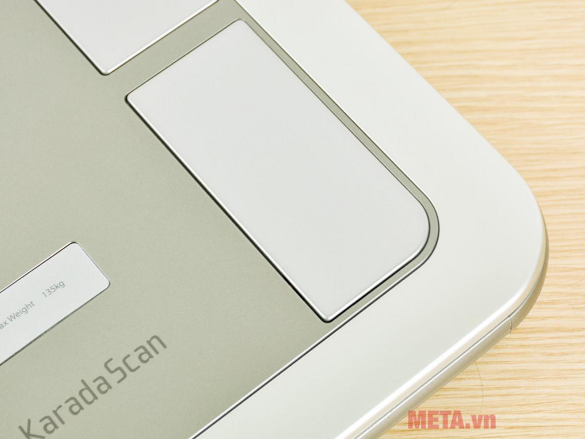 Công nghệ 8 cảm biến toàn thân trên Omron HBF-375