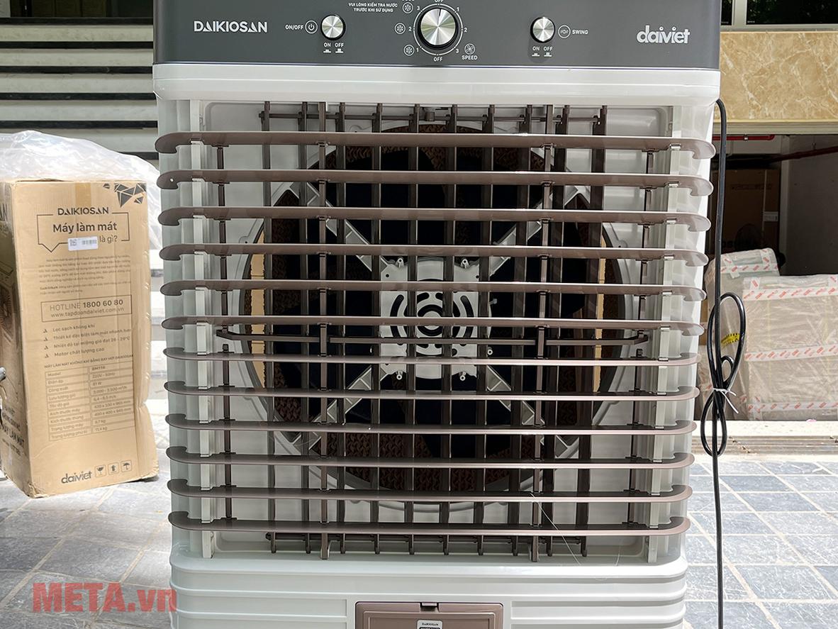 Ag+ và 3 tấm làm mát giúp luồng khí dễ chịu hơn.