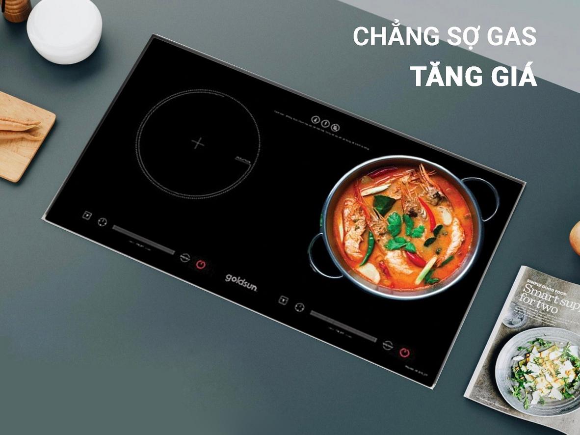 Tính năng an toàn và bề mặt kính giúp bếp dễ vệ sinh.