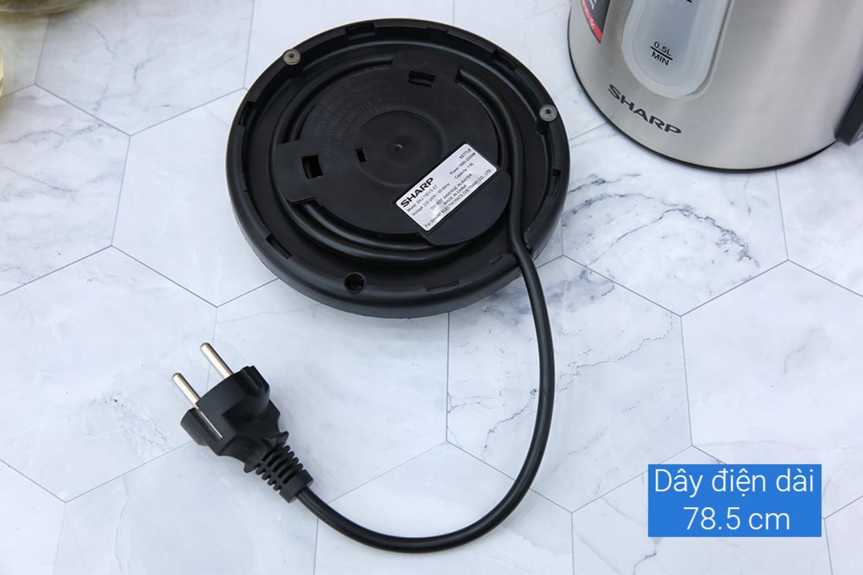 An toàn hơn với tự ngắt và đế xoay 360 độ