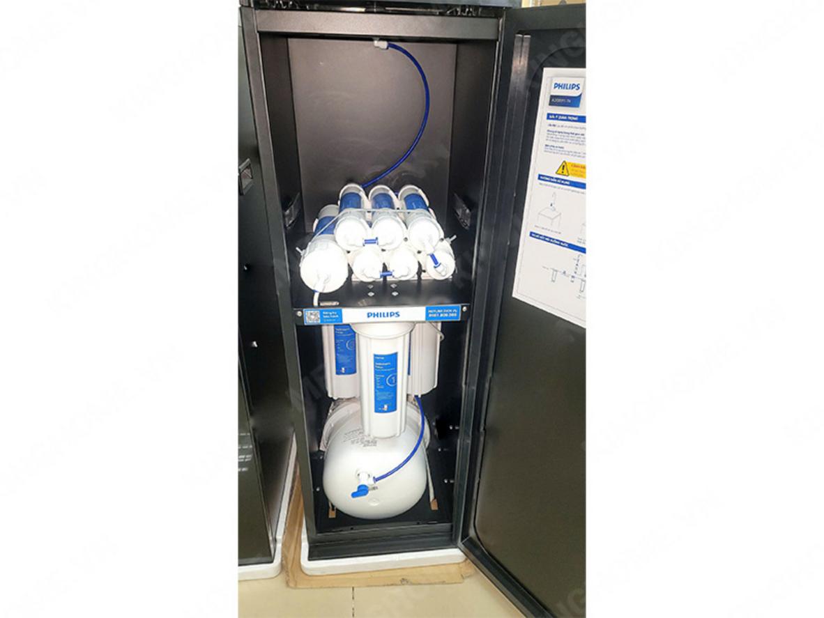Aquaporin Inside™ và hệ thống lọc 10 cấp mang lại nguồn nước sạch an tâm.