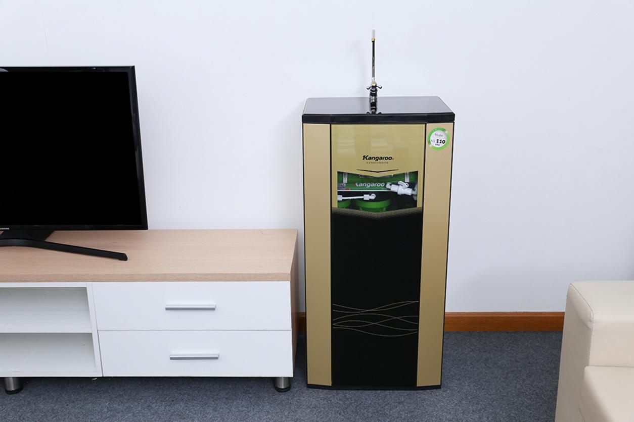 Bình chứa 10 lít, đáp ứng tốt nhu cầu dùng nước mỗi ngày