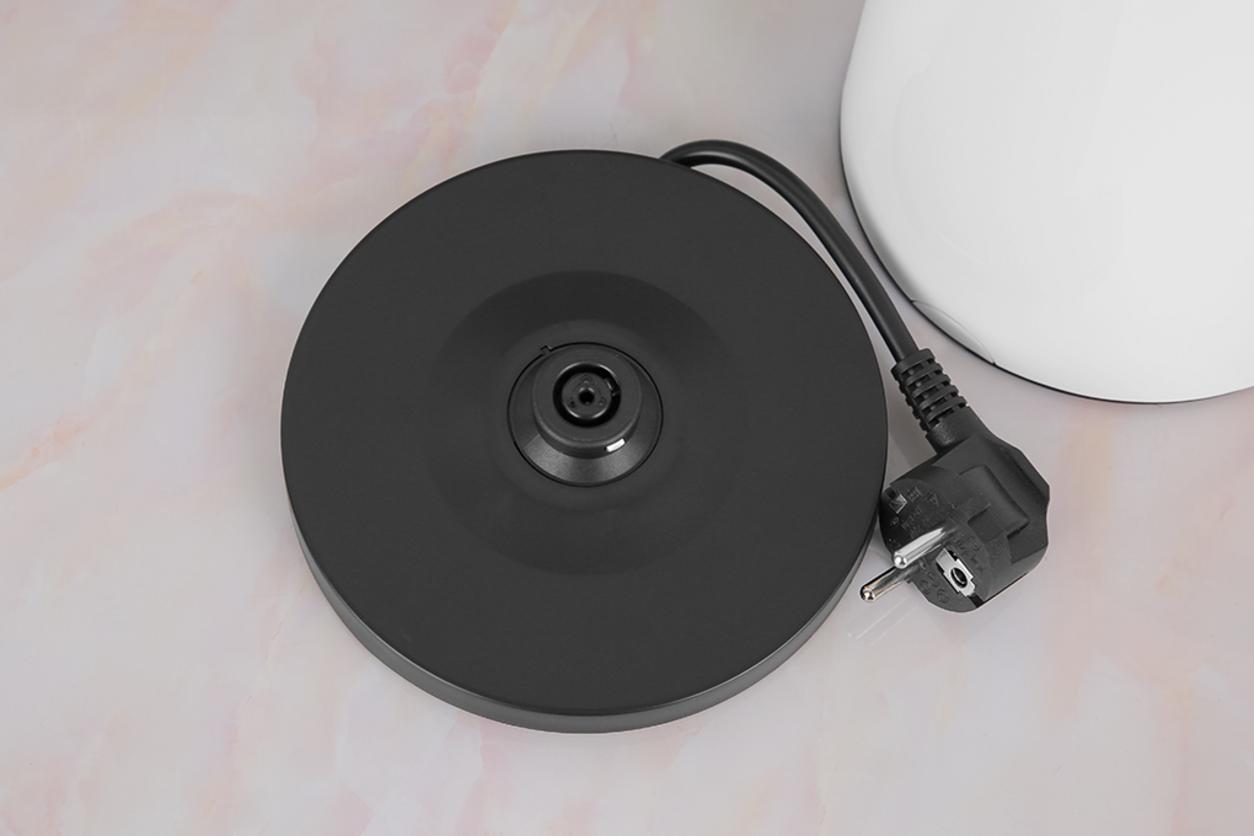 Tổng quan Bình đun siêu tốc Midea MK-17DS - 1.7 lít