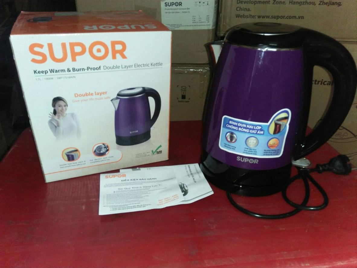Công suất 1.800W giúp đun nhanh, tiết kiệm thời gian.