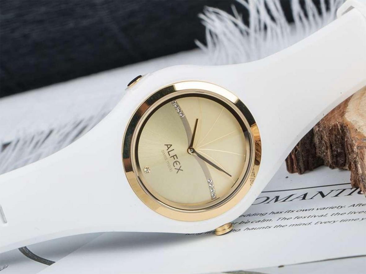 Bộ máy Quartz Thụy Sĩ trên Alfex 5751/2169