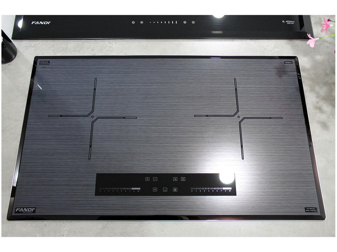 Booster 3000W và 2 vùng nấu độc lập