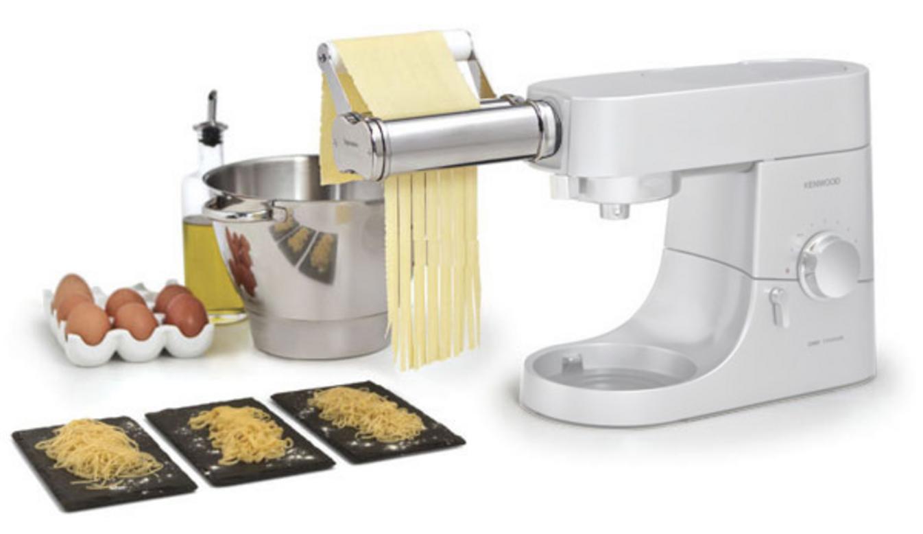 Cắt mì tagliatelle 6mm đều đẹp tại nhà