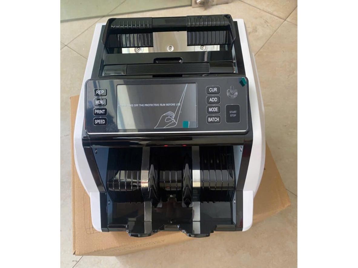 Add, Batch, Single, Mix cùng cổng COM và USB cho vận hành tiện lợi.