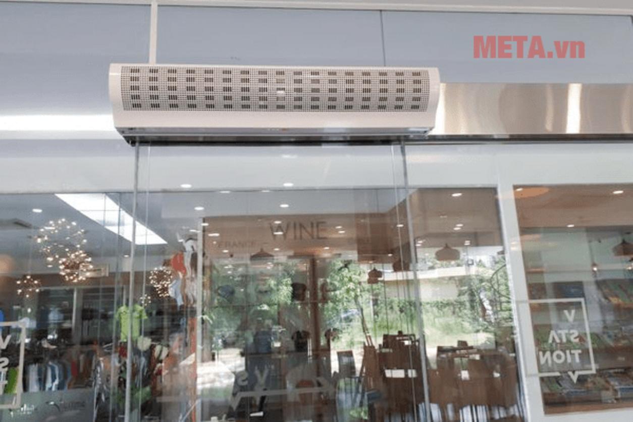 Chiều dài 1.8m phù hợp cửa lớn dưới 3m