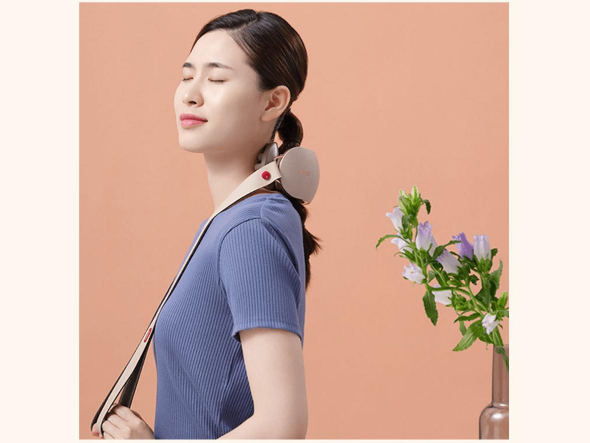 Chế độ chườm nóng 45°C hỗ trợ thư giãn cổ vai gáy