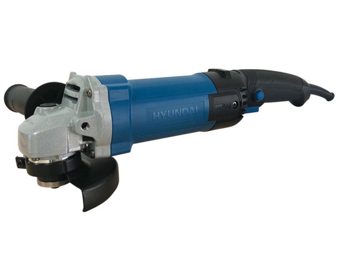 Công suất 1.100W giúp máy mài khỏe, xử lý việc nặng tốt hơn.
