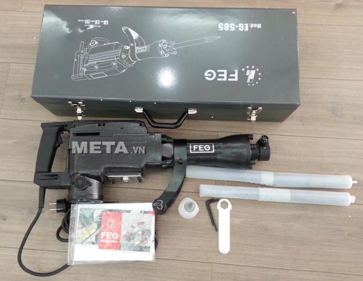 Công suất 1240W cho khả năng phá dỡ mạnh mẽ.