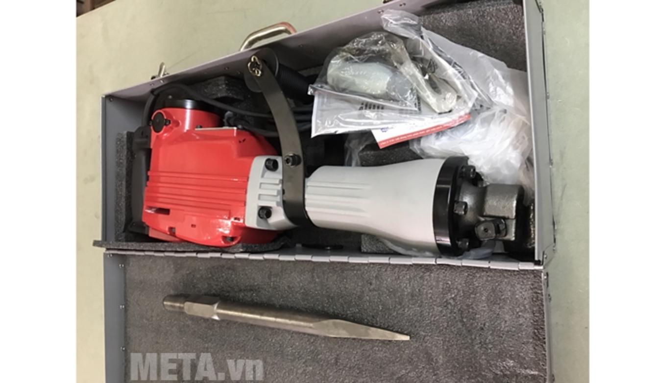 Công suất 1350W cho khả năng đục phá mạnh mẽ.