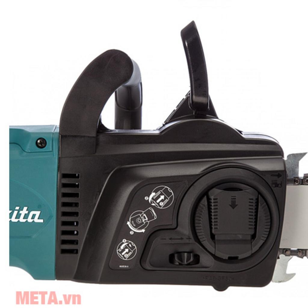 Công suất 1.800W giúp cắt nhanh và ổn định