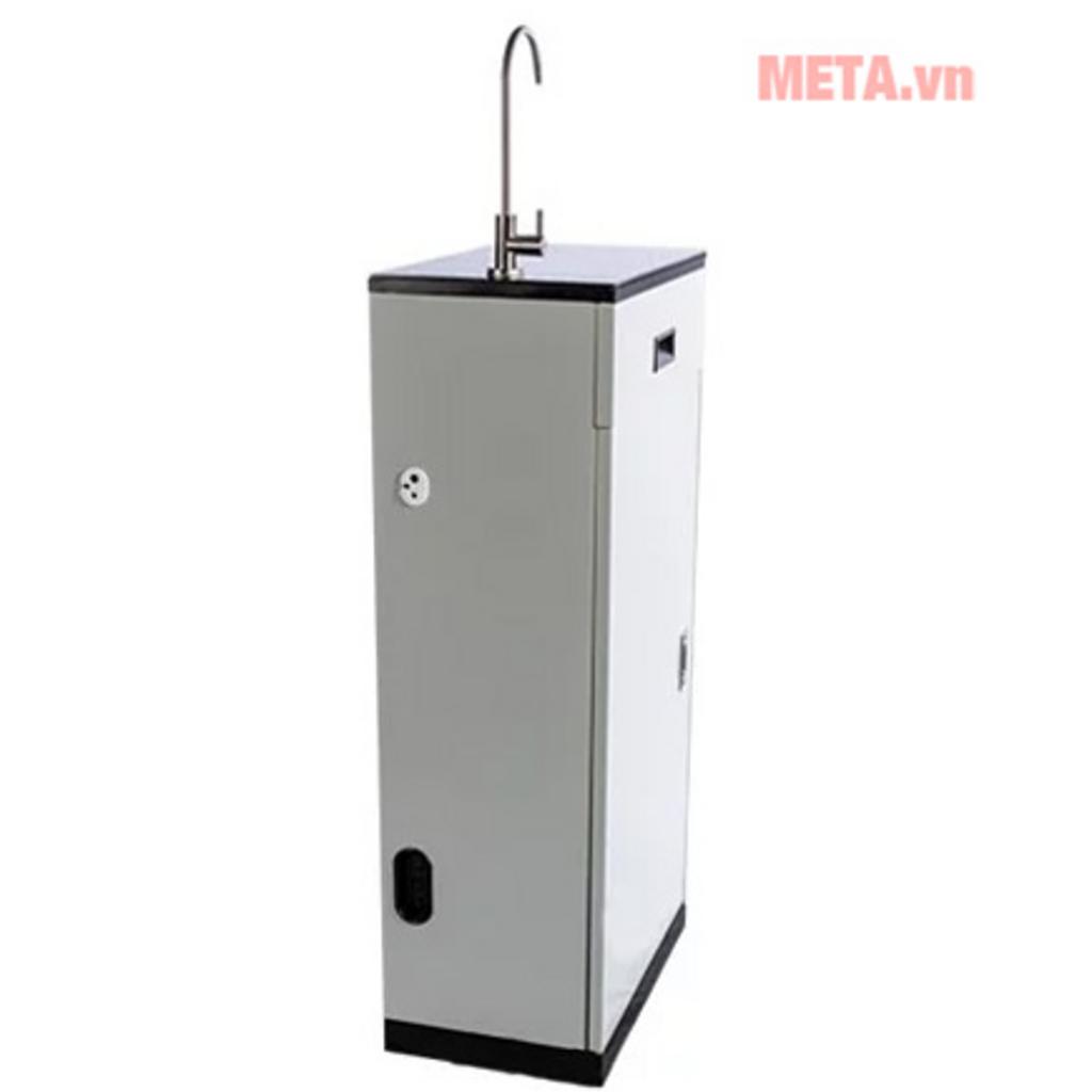 Công suất 20 lít/giờ và bình chứa 12 lít