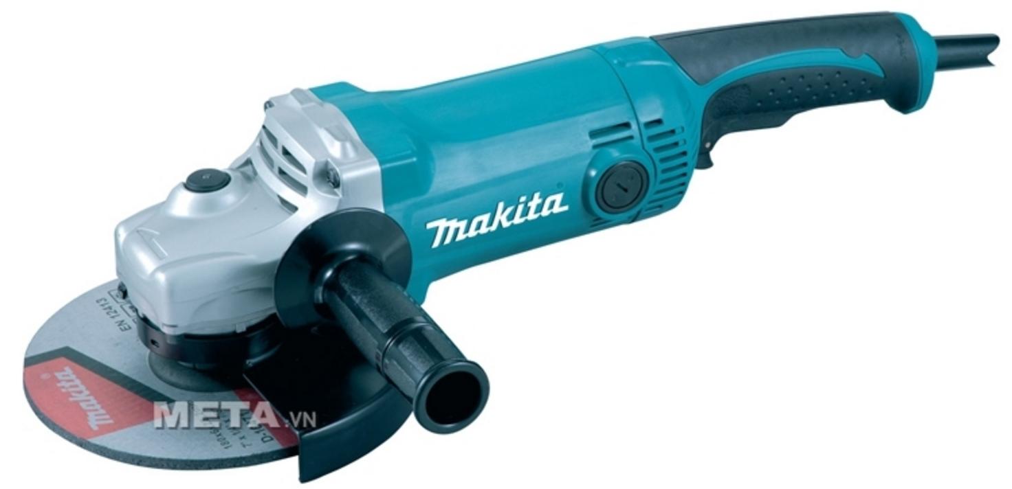 Công suất 2000W cho hiệu quả cắt mài mạnh mẽ