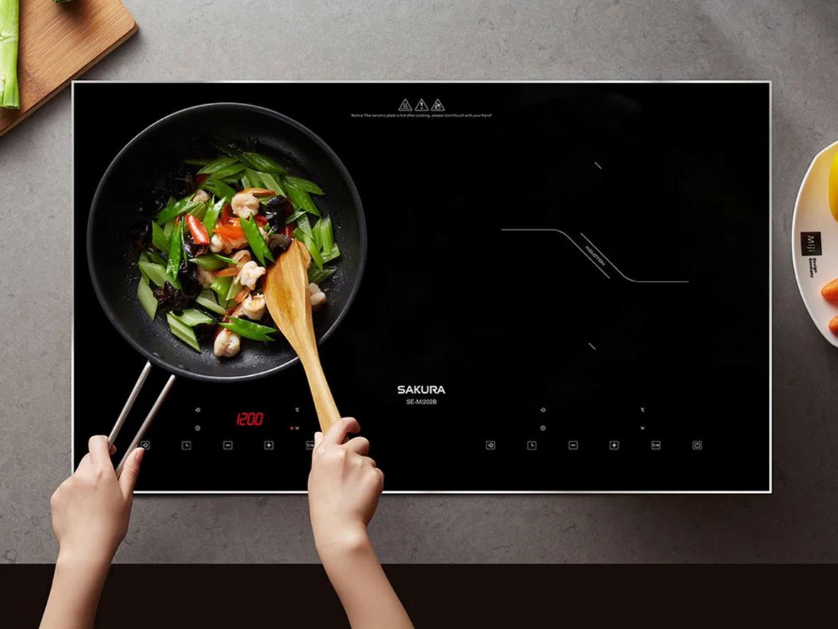 2 vùng nấu độc lập giúp nấu nhanh và linh hoạt hơn