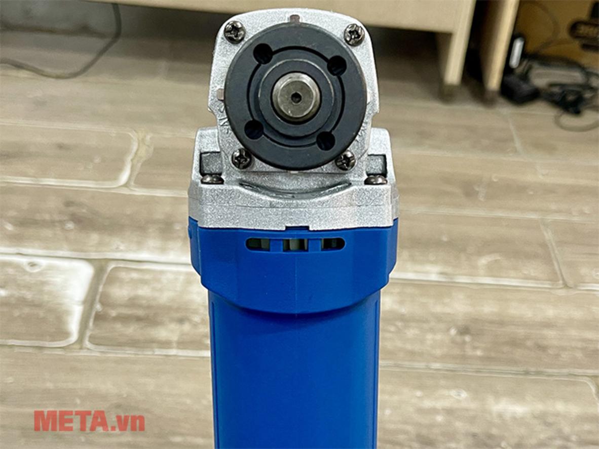 Công tắc bóp và thiết kế gọn giúp kiểm soát tốt hơn