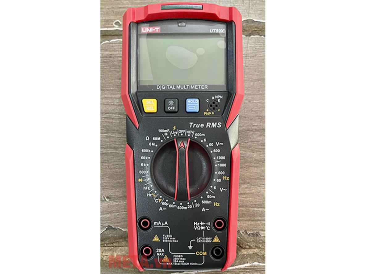 Dải đo 1000V, 20A cho công việc thực tế đa dạng.