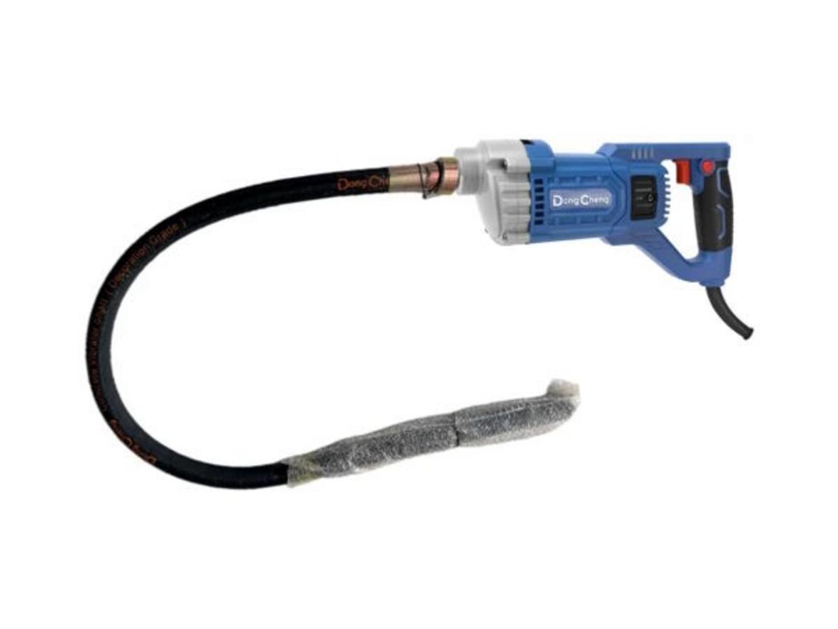 Dây đầm 1.5m giúp máy sẵn sàng cho công việc ngay khi nhận hàng.
