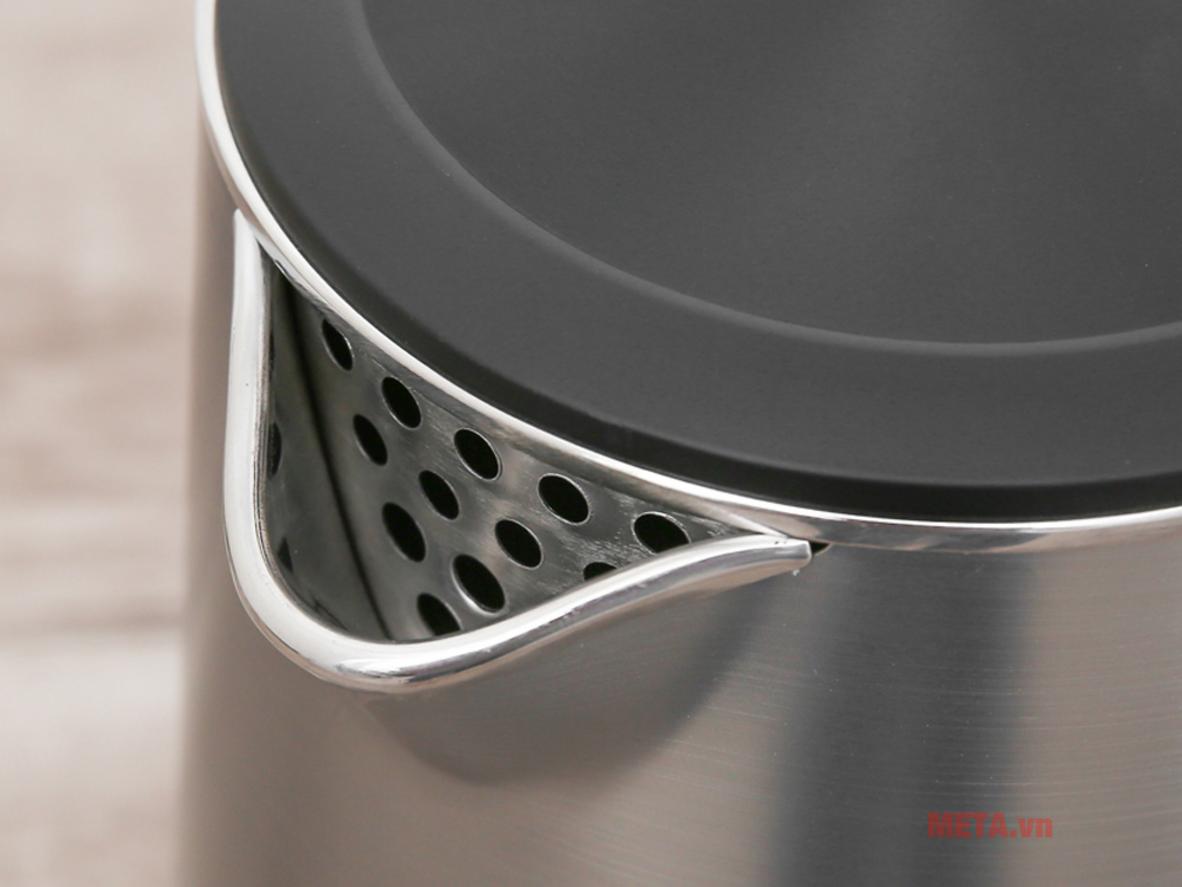 Đế Strix và tự ngắt hỗ trợ an toàn khi sử dụng.