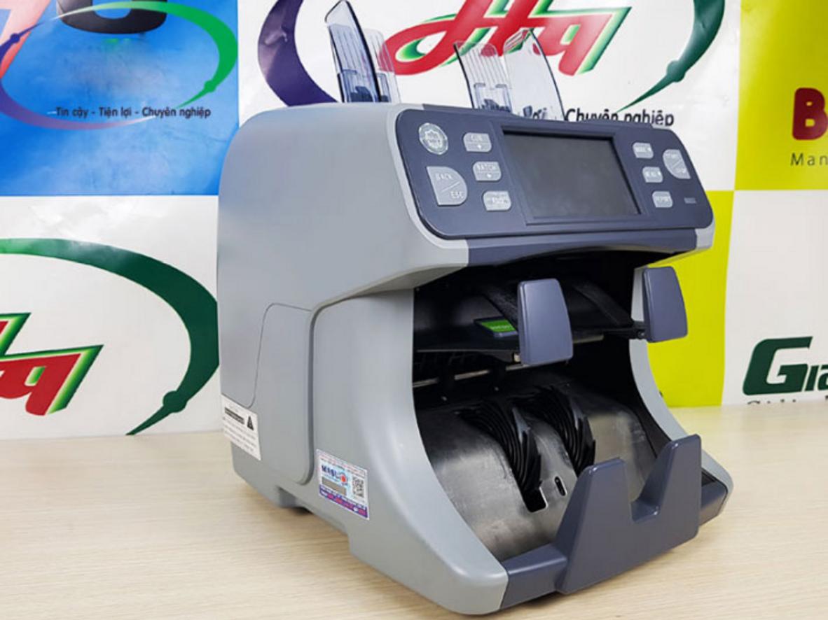 Tốc độ đếm 1.200 tờ/phút giúp tối ưu quy trình thu ngân và kho quỹ.