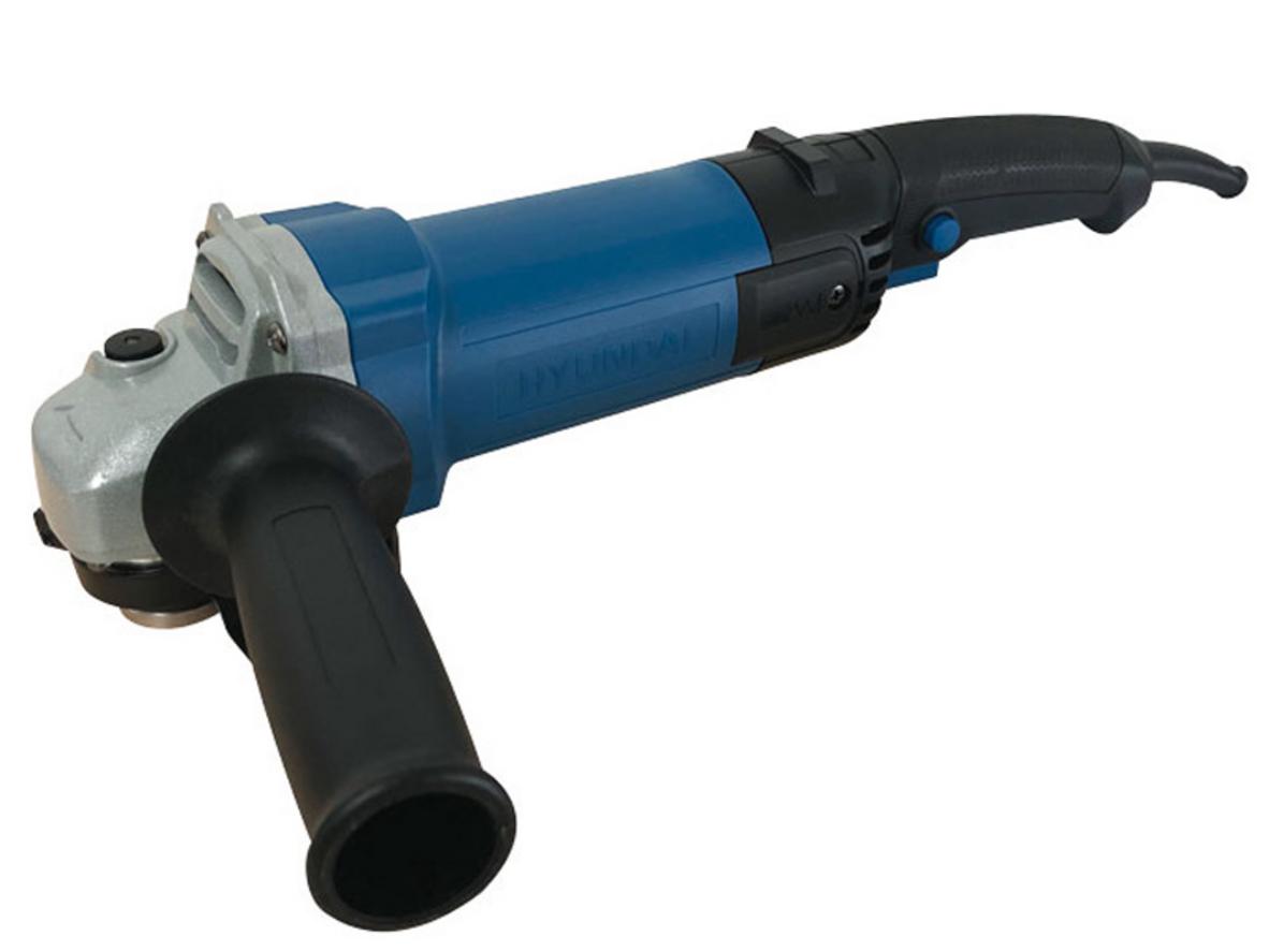 Đĩa 100mm và tốc độ 11.000 vòng/phút giúp thao tác nhanh, gọn.