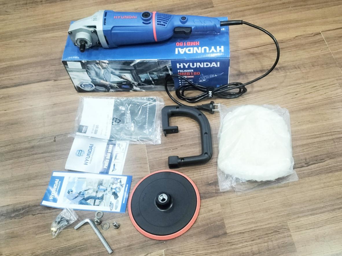 Đĩa chà 180mm giúp xử lý bề mặt rộng hiệu quả.