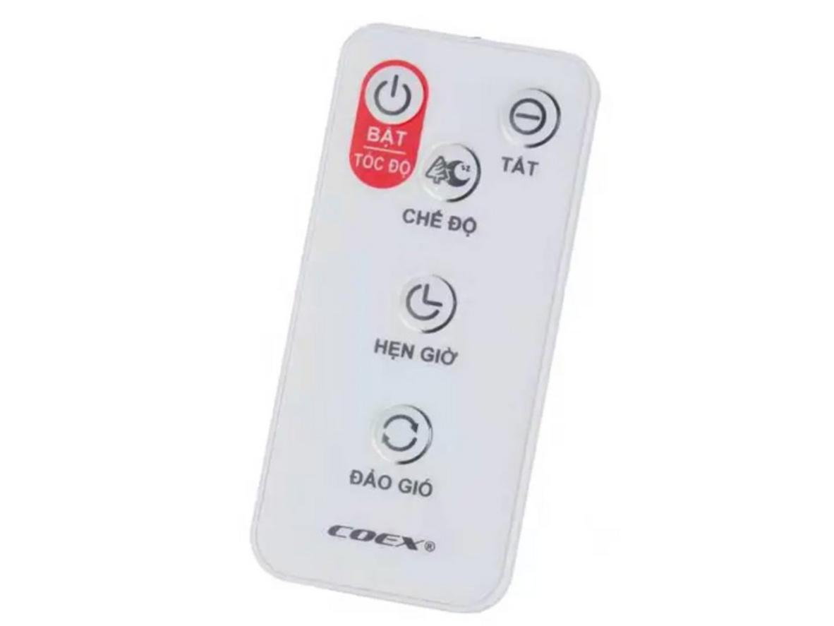 Remote điều khiển từ xa giúp thao tác cực kỳ tiện lợi.