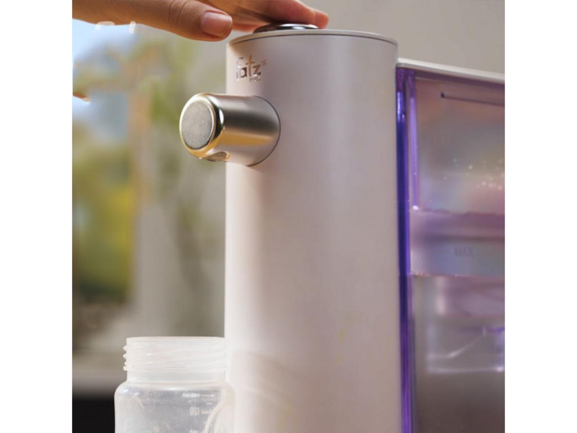 4 mức định lượng nước giúp lấy đúng lượng nhanh và tiện.