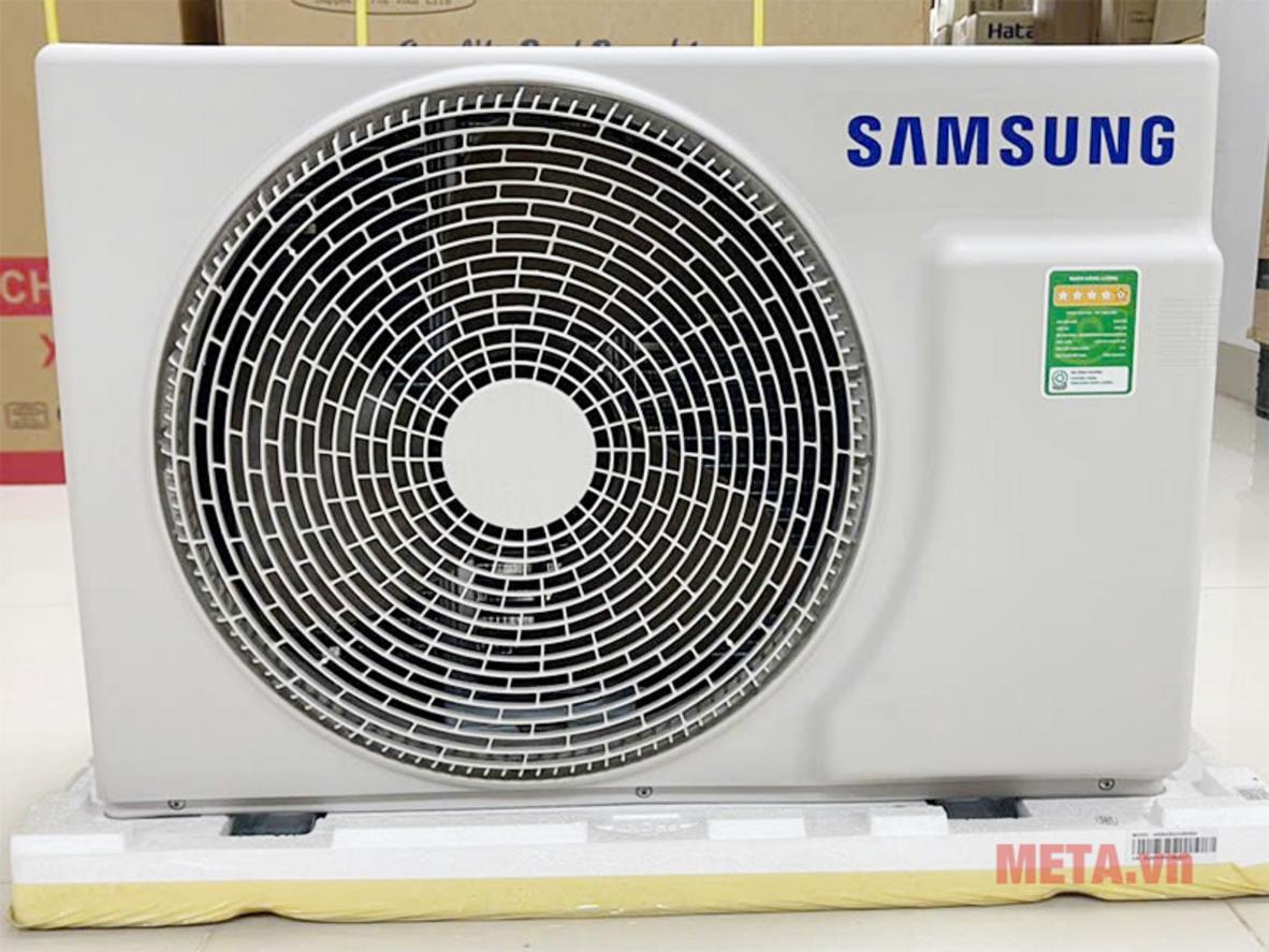 Bền bỉ với bảo hành máy nén 10 năm