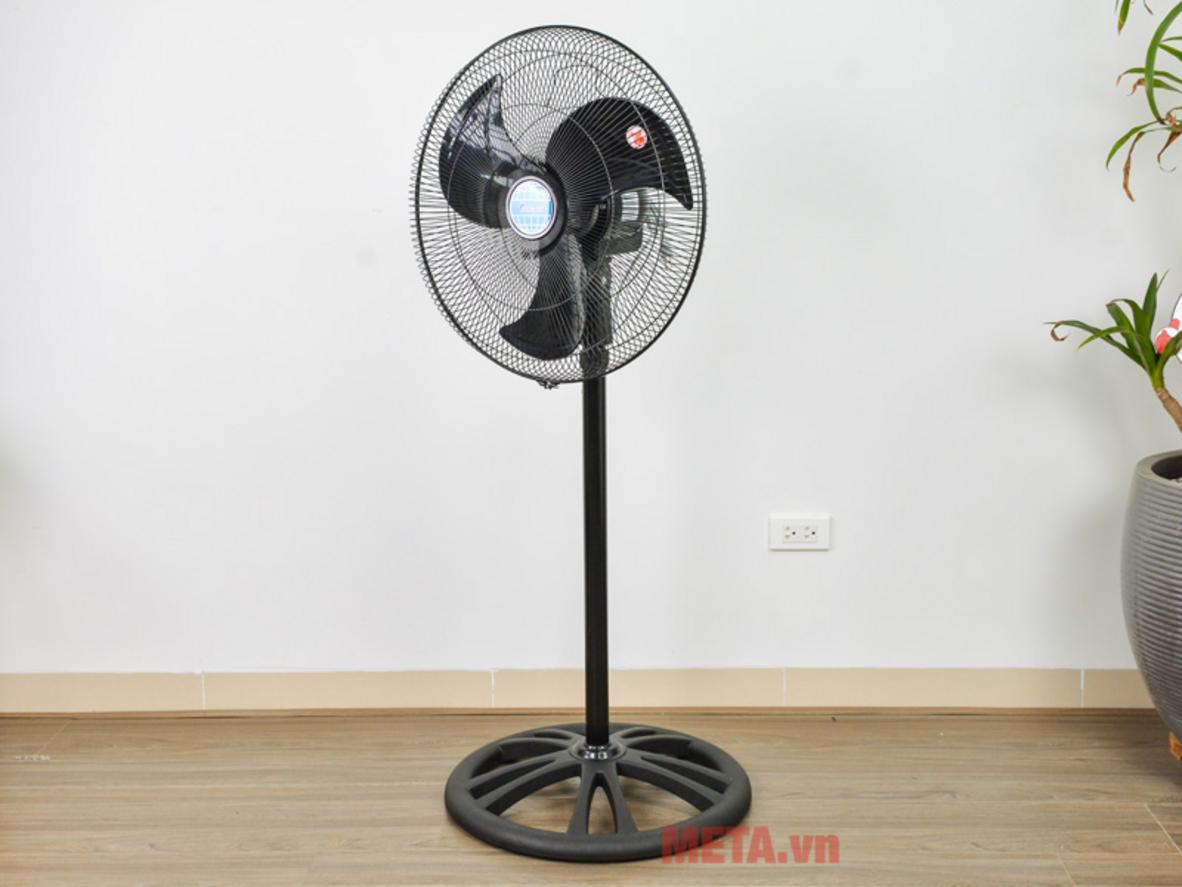 Độ ồn khoảng 55dB, dễ chịu so với quạt công suất lớn.