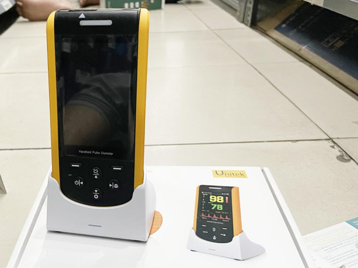 SP-20 hỗ trợ đo SpO2, nhịp tim và chỉ số tưới máu Pi tại nhà