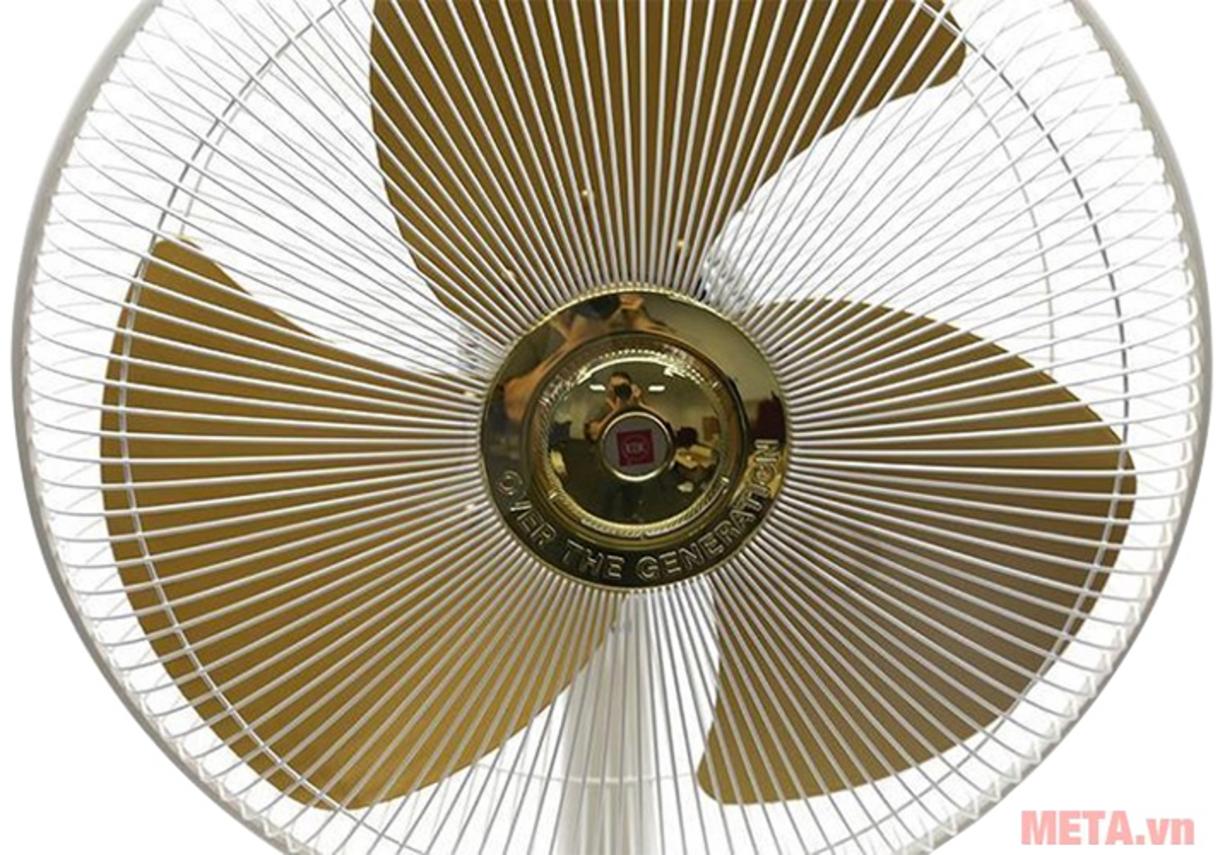 Động cơ bạc đạn cho độ êm và độ bền cao.