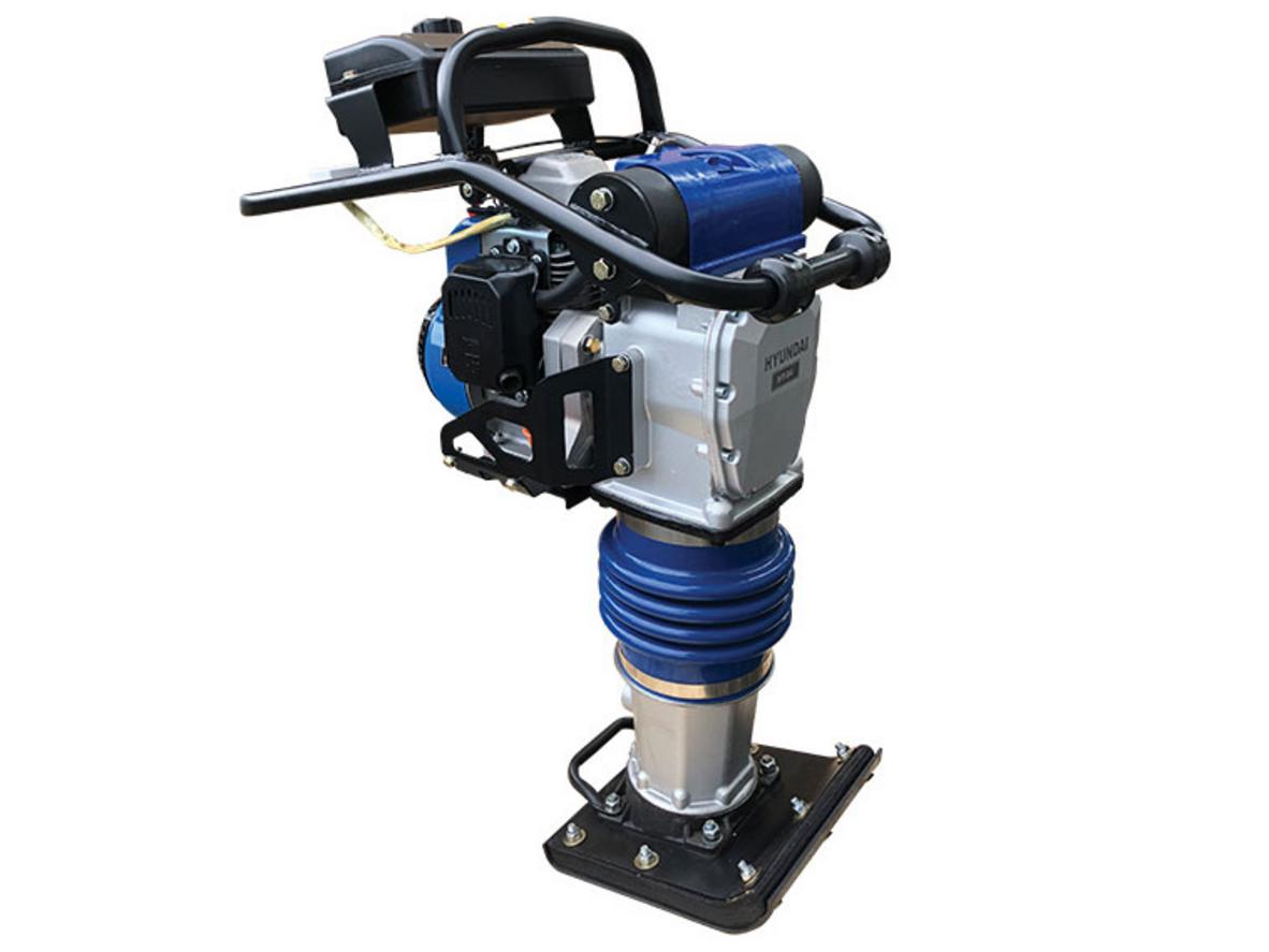 Động cơ Hyundai HD-12 mang lại hiệu suất làm việc ổn định.