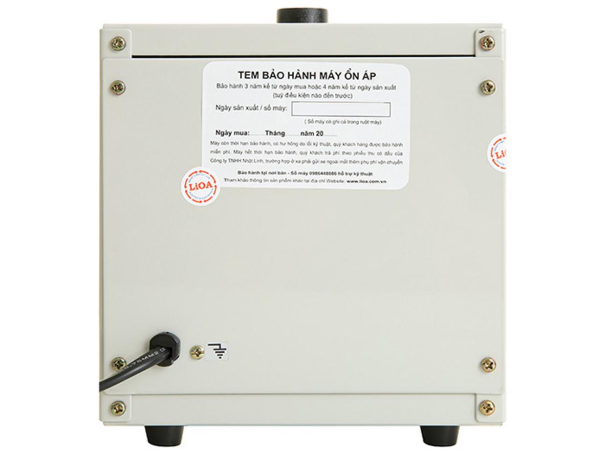 Động cơ Servo và điện áp ra 110V / 220V