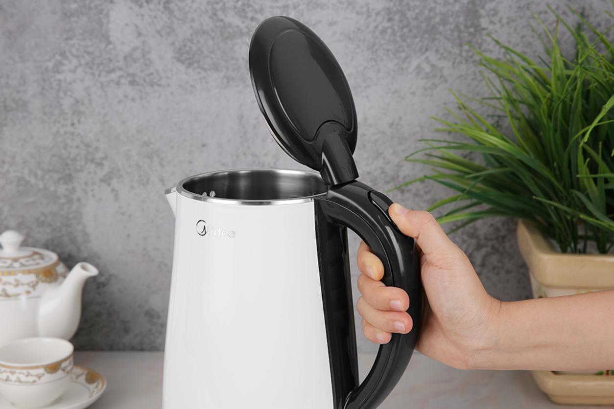 Công suất 1.850W giúp đun nước nhanh hơn.