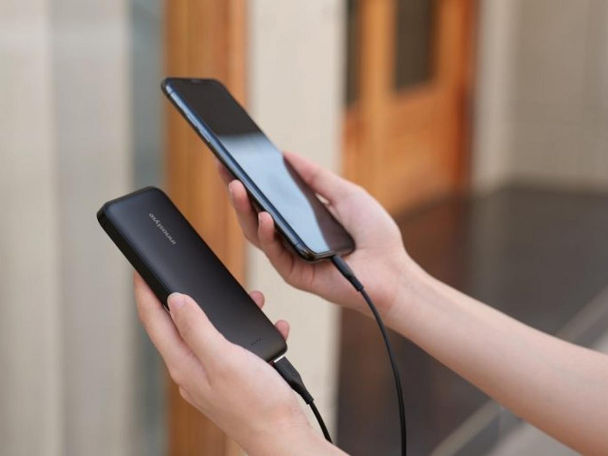Dung lượng 10.000mAh phù hợp nhu cầu dùng hằng ngày.