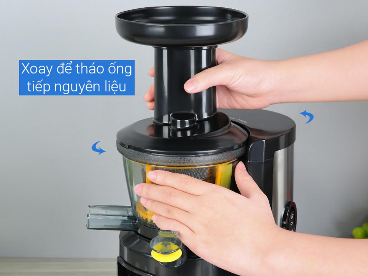 Ép chậm 60 vòng/phút giúp giữ vị tươi và dưỡng chất.