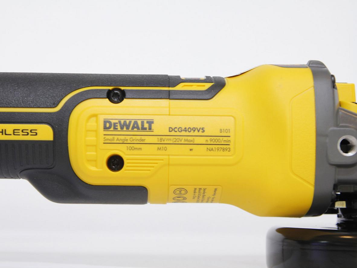 FlexVolt Advantage giúp tăng sức mạnh khi cần tải nặng.