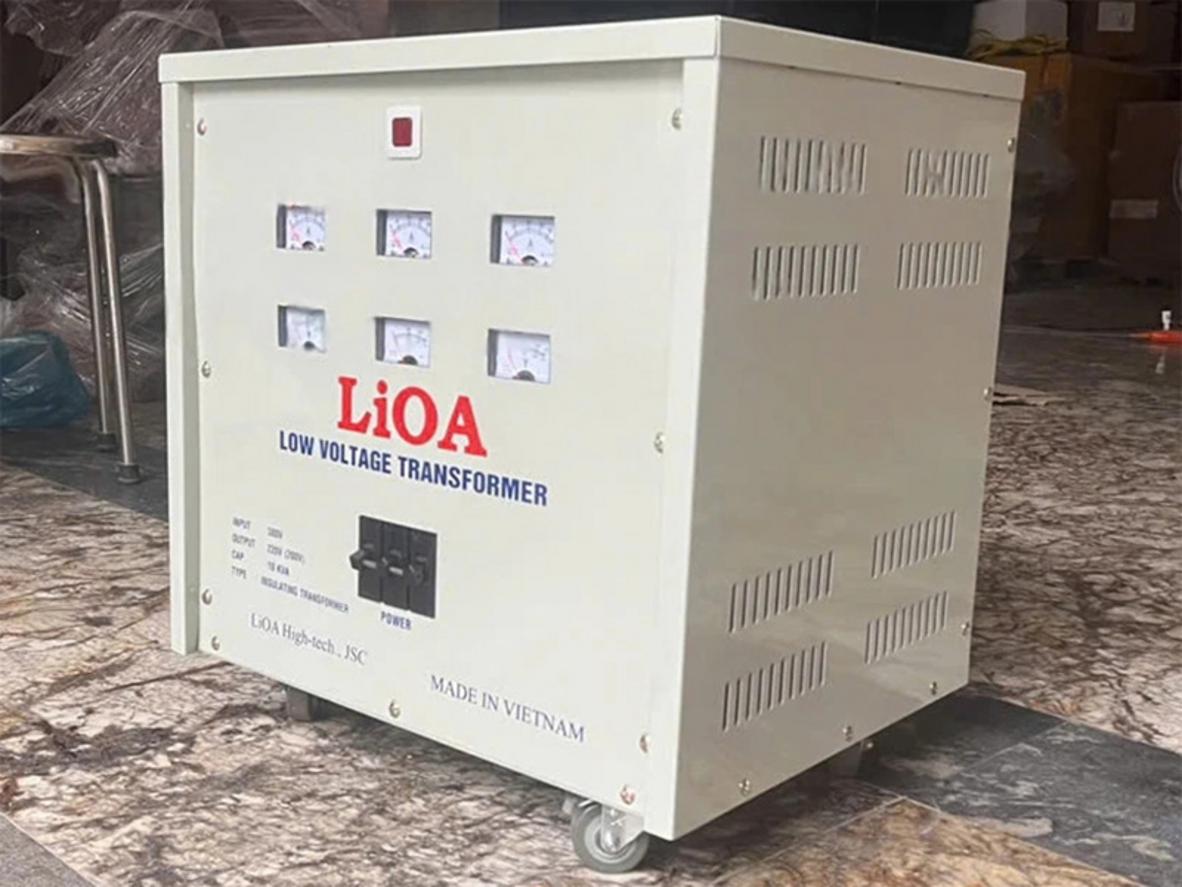Hạ áp 380V xuống 200V-220V cho máy nhập khẩu
